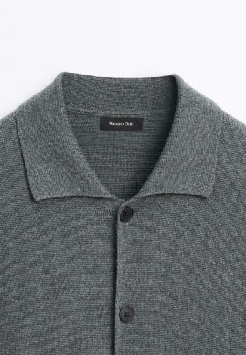 Вязаная кофта