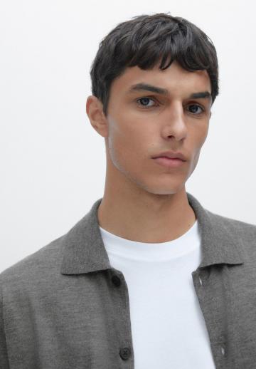 Вязаная кофта