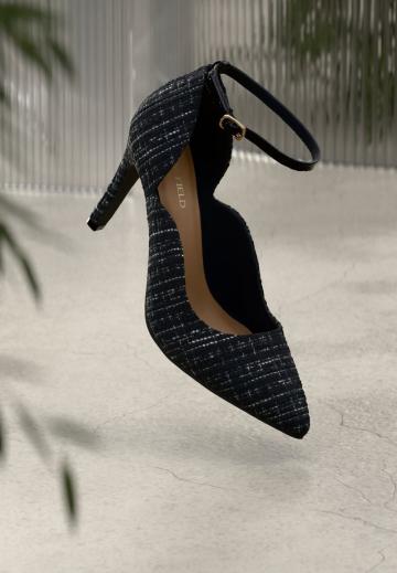 Туфли с ремешком