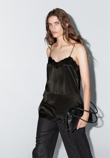 Топ на бретельках