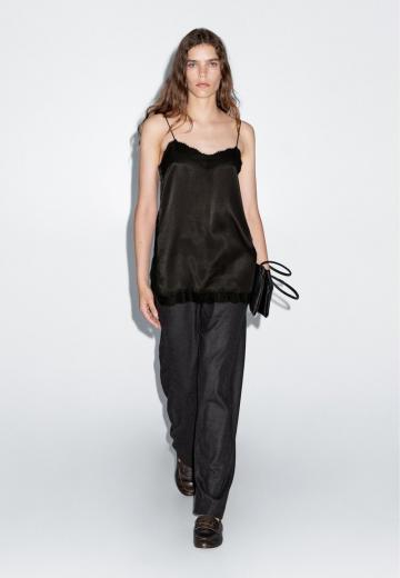 Топ на бретельках