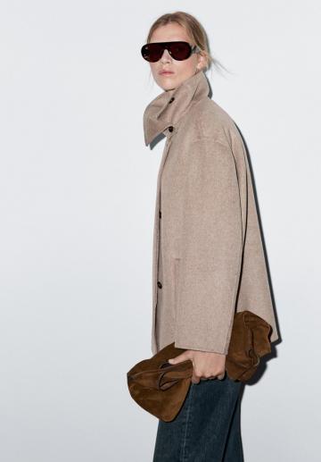 Короткое пальто