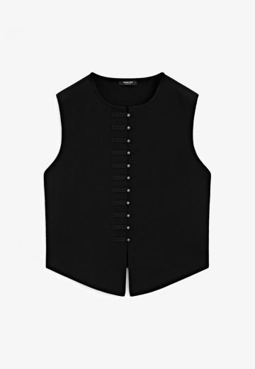 Вязаный жилет