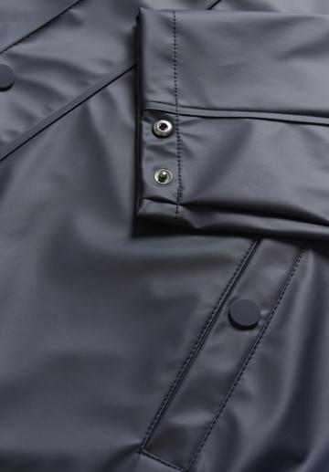 Куртка-дождевик