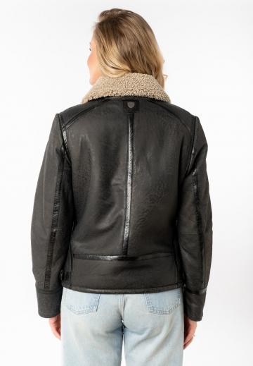 Кожаная куртка