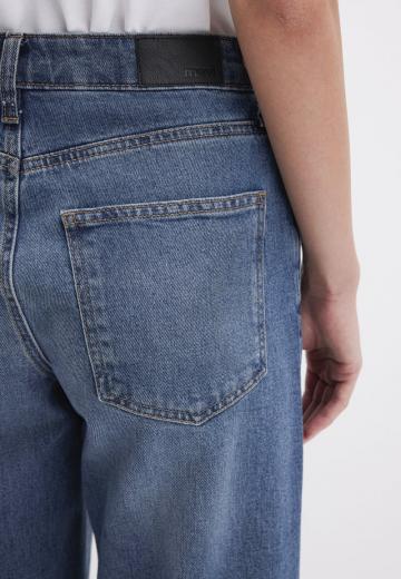 Джинсы