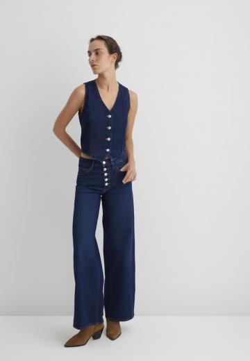 Клешеные джинсы