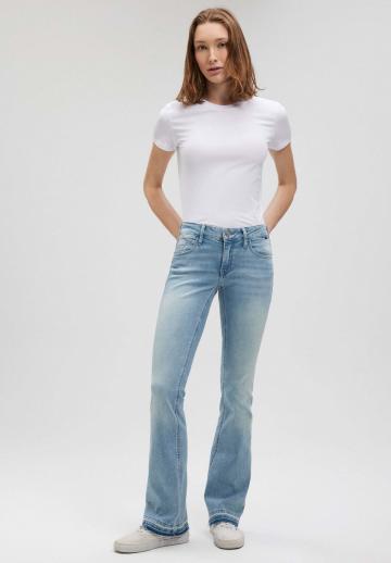 Клешеные брюки