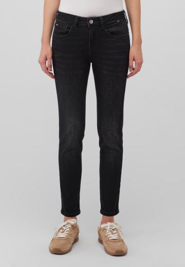 Короткие джинсы