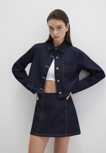 Джинсовая куртка