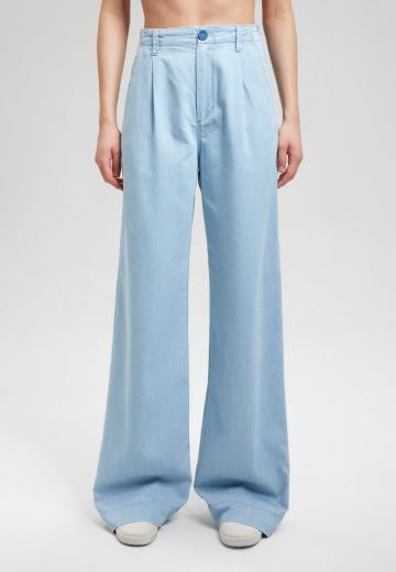 Свободные джинсы