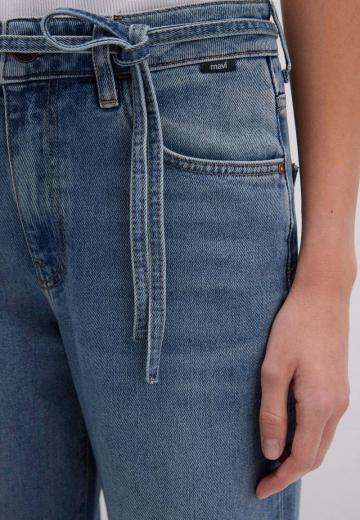 Клешеные джинсы