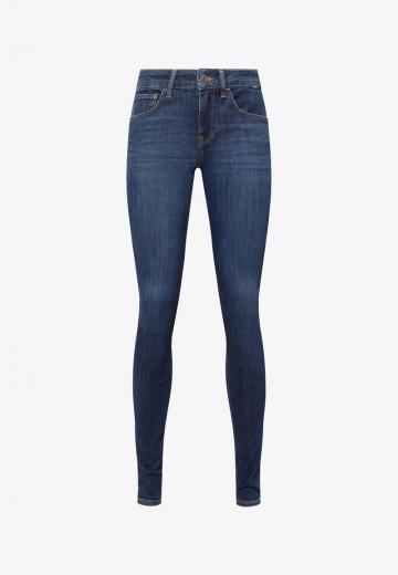 Узкие джинсы