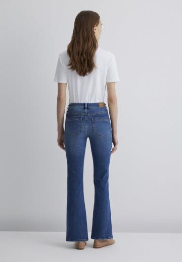 Клешеные брюки