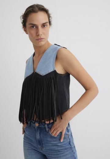 Джинсовая жилетка