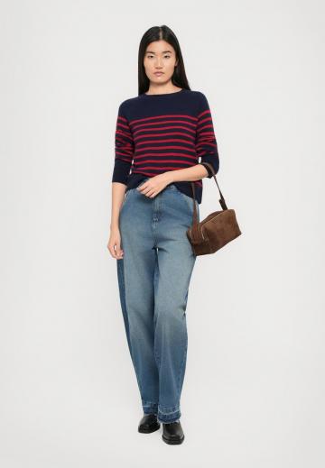 Свободные джинсы