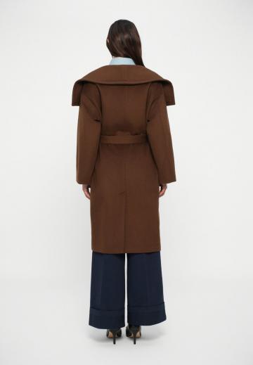 Шерстяное пальто