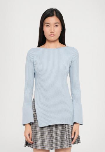 Длинный пуловер