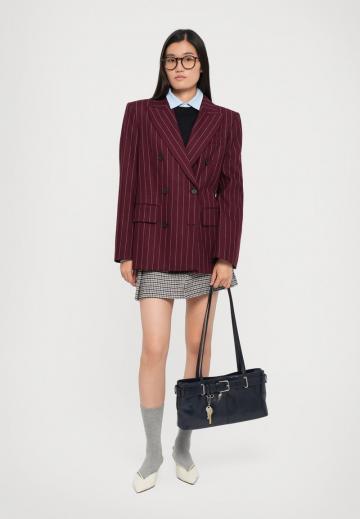 Длинный блейзер