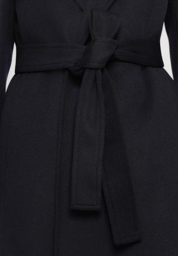 Шерстяное пальто