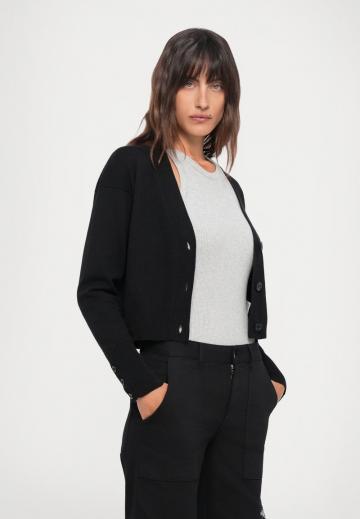 Вязаная кофта