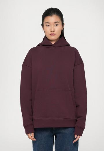 Пуловер с капюшоном