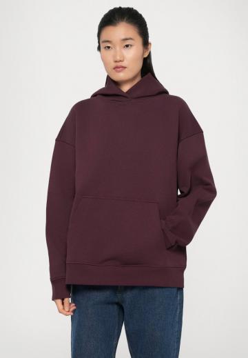 Пуловер с капюшоном