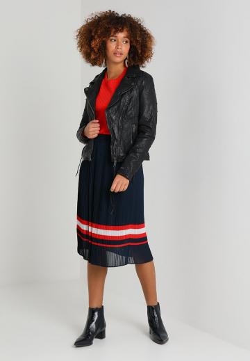 Кожаная куртка