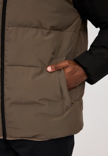 Зимняя куртка