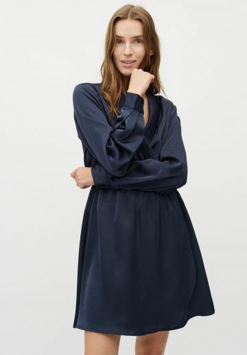 Короткое платье