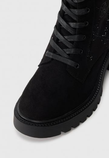 Сапоги на шнуровке