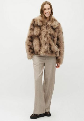 Зимняя куртка