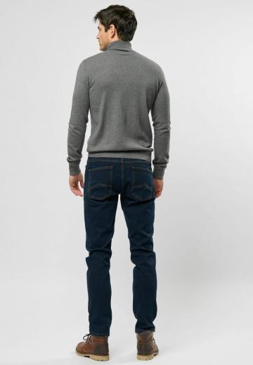 Узкие джинсы