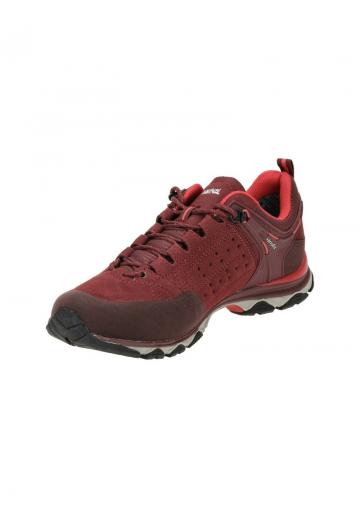 Походная обувь