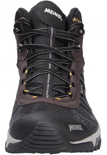 Походные ботинки