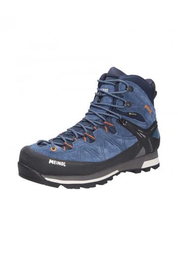 Походные ботинки