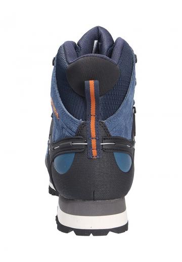 Походные ботинки