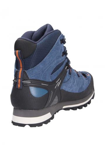 Походные ботинки