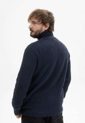 Вязаная кофта