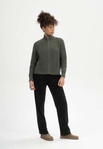 Вязаная кофта