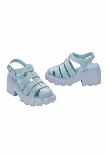 Босоножки на платформе