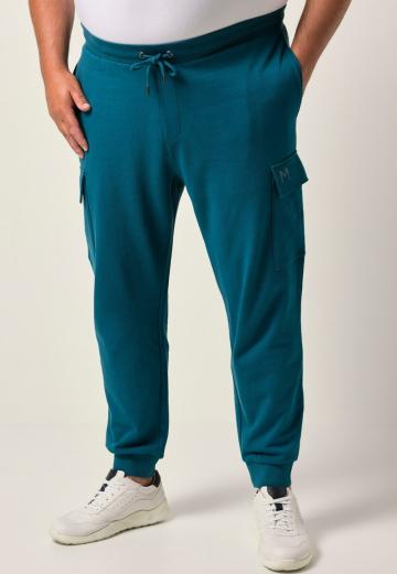 Брюки с накладными карманами