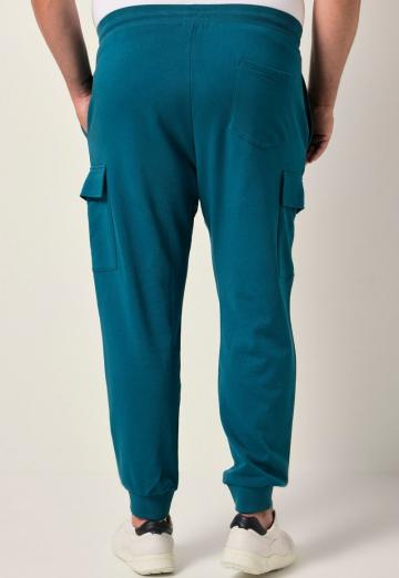 Брюки с накладными карманами