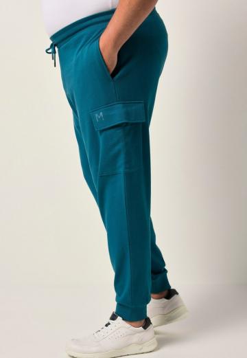 Брюки с накладными карманами