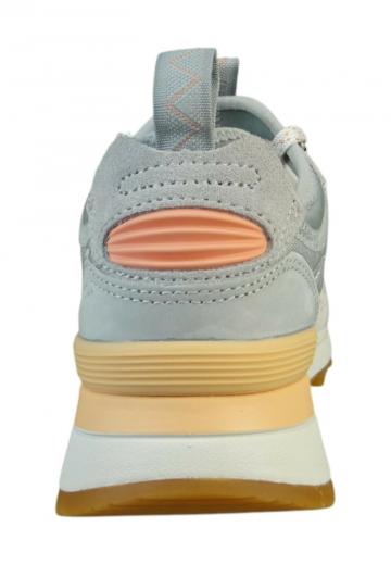 Беговые кроссовки