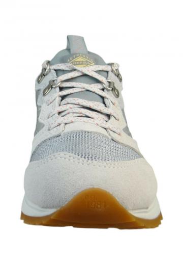 Беговые кроссовки