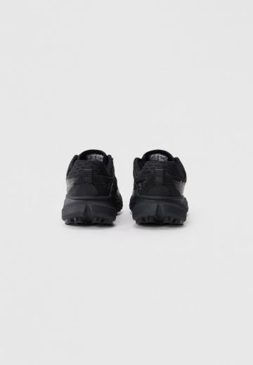 Беговые кроссовки