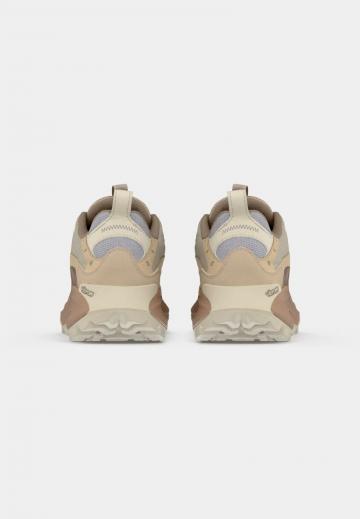 Походная обувь