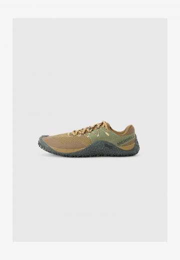 Беговые кроссовки