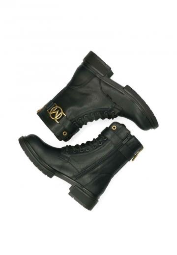 Ботинки на шнуровке